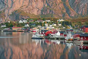 Hamnoy: Wooden houses settlement on Reinefjord with fishing