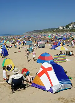 Tents: Woolacombe, Devon, UK - Holidaymakers with tents