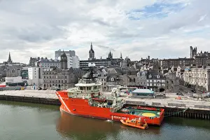 Commercial: Work ships in the commercial Aberdeen harbor