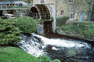 Providing: Working water wheel providing power for Donnington Brewery
