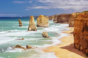 Port: The world famous 12 Apostles on a bright sunny day a