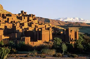 Fortresses: The world-famous kasbahs (= fortress) at Ait Benhaddou