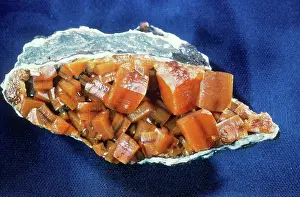 Triclinic: Wulfenite