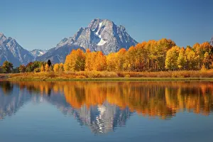Oxbow: WY, Grand Teton NP, Mount Moran and aspen