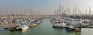 Harbours: Yacht Marina