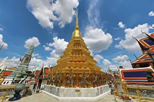 Phra: Yaksha Demon Statues on a golden chedi, Phra Suvarnachedi