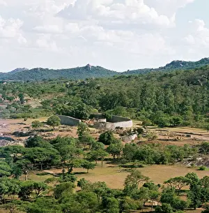 Acropolis: ZIMBABWE - view of Temple ruins from Acropolis
