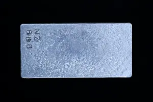 Metals: Zinc (Zn) Ingot